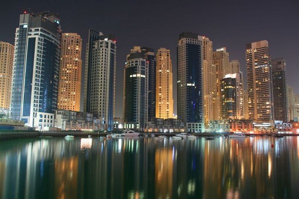 Dubai Marina by night by David Pin