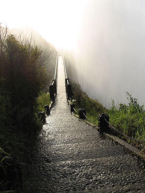 A bridge near Victoria Falls. Photo by Someone35