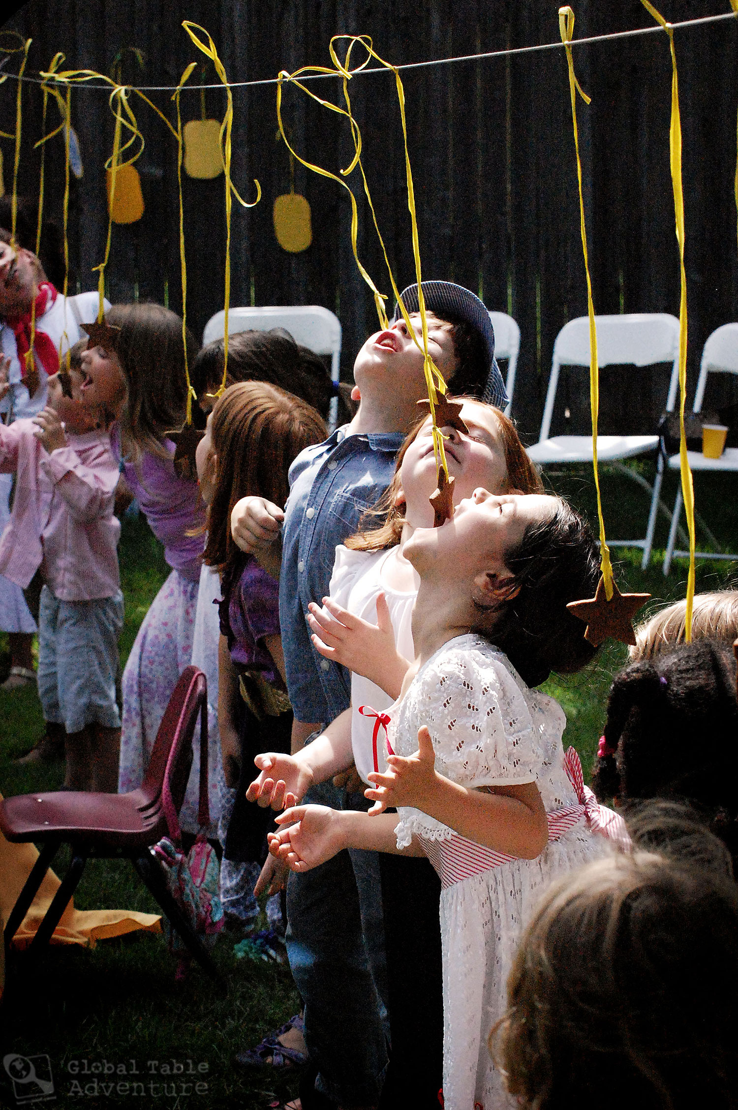 Mary Poppins Birthday Party: Gingerbread Stars Game