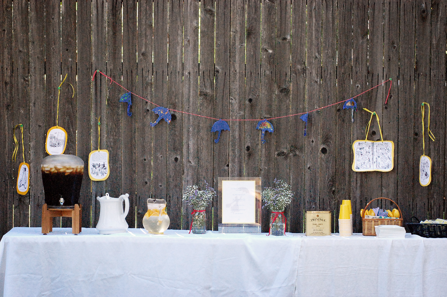 Mary Poppins Birthday Party: Buffet Decorations